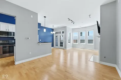 355 E Ohio Street Indianapolis IN 46204