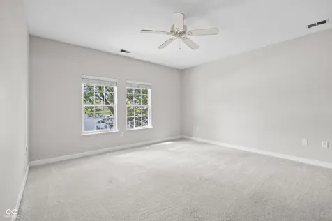 1423 Sierra Spring Carmel IN 46280