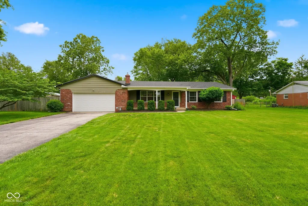 7237 N Parker Avenue Indianapolis IN 46240