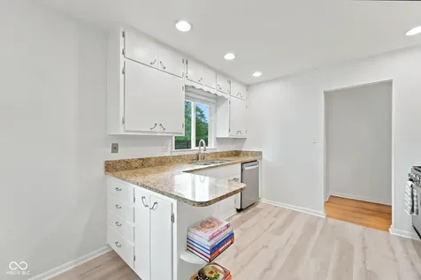 7237 N Parker Avenue Indianapolis IN 46240