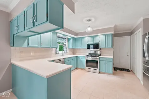 7921 Springwater Court Indianapolis IN 46256