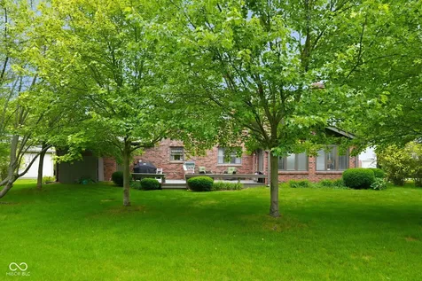 7921 Springwater Court Indianapolis IN 46256