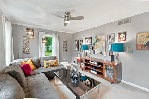 7921 Springwater Court Indianapolis IN 46256