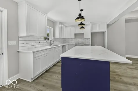 1225 Spruce Indianapolis IN 46203