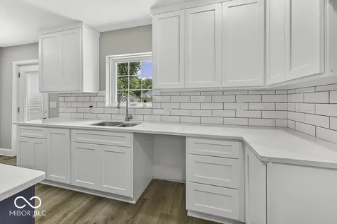 1225 Spruce Indianapolis IN 46203
