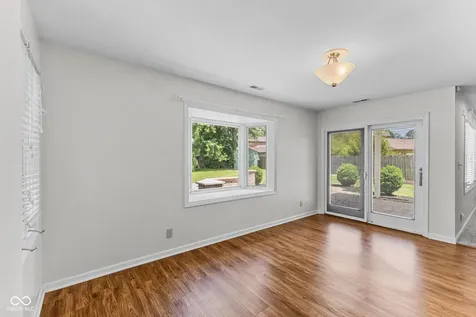 637 Lawndale Drive Greenwood IN 46142