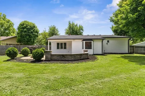 637 Lawndale Drive Greenwood IN 46142