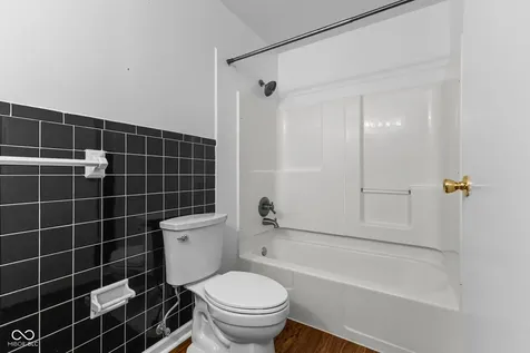 637 Lawndale Drive Greenwood IN 46142