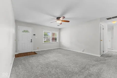 637 Lawndale Drive Greenwood IN 46142