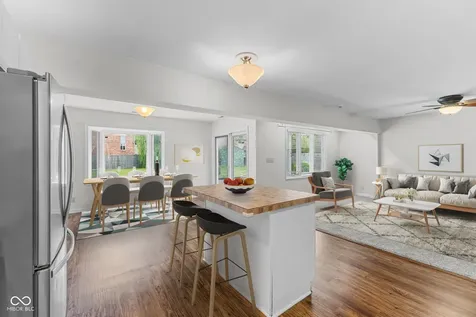 637 Lawndale Drive Greenwood IN 46142