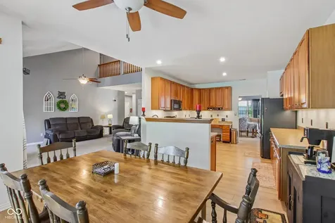 946 Glenmore Trail Brownsburg IN 46112