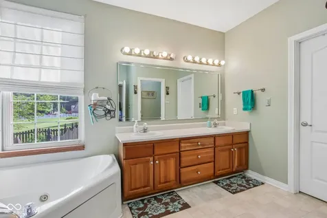 946 Glenmore Trail Brownsburg IN 46112