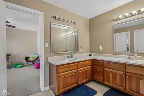 946 Glenmore Trail Brownsburg IN 46112