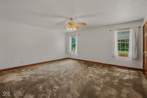 9675 E Katey Columbus IN 47203