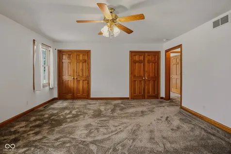 9675 E Katey Columbus IN 47203