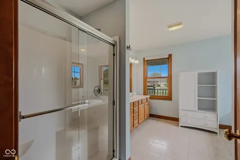 9675 E Katey Columbus IN 47203