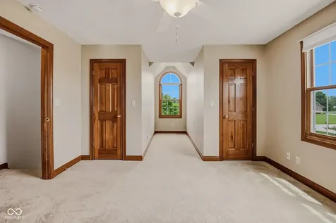 9675 E Katey Columbus IN 47203