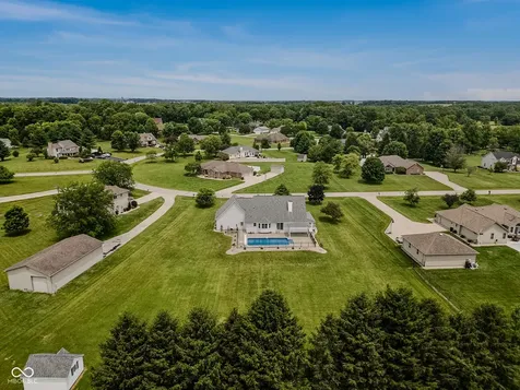 9675 E Katey Columbus IN 47203