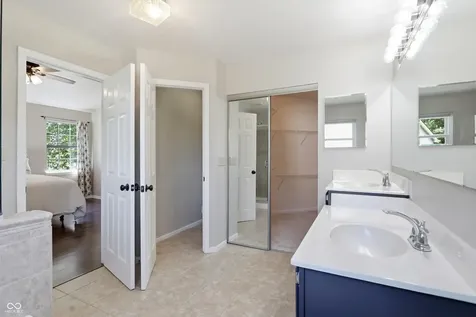 10647 Blackthorn Court Fishers IN 46038