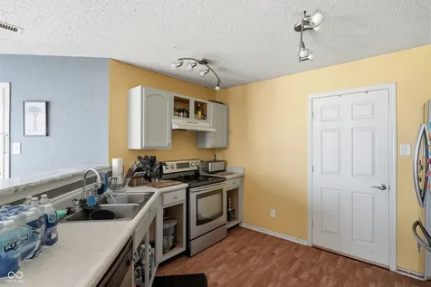 6345 Graybrook Circle Indianapolis IN 46237