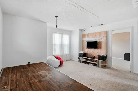 6345 Graybrook Circle Indianapolis IN 46237