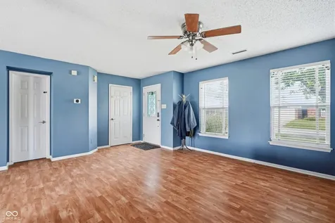6345 Graybrook Circle Indianapolis IN 46237