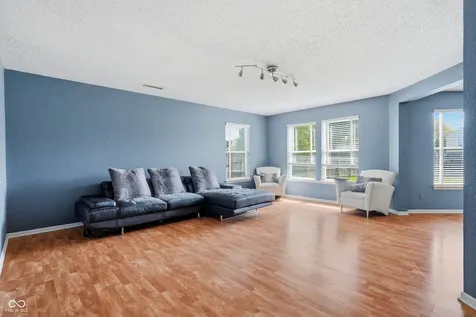 6345 Graybrook Circle Indianapolis IN 46237