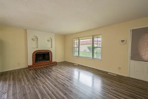 8345 Paso Del Norte Court Indianapolis IN 46227