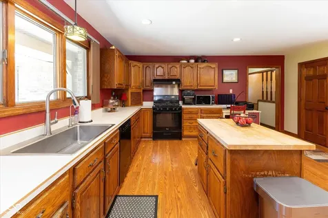 1195 N County Road 600 E Avon IN 46123