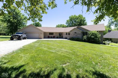 1195 N County Road 600 E Avon IN 46123