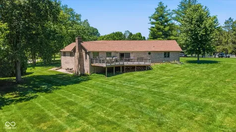 1195 N County Road 600 E Avon IN 46123