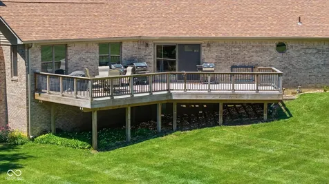 1195 N County Road 600 E Avon IN 46123