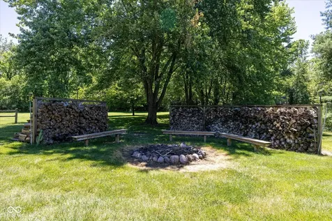 1195 N County Road 600 E Avon IN 46123