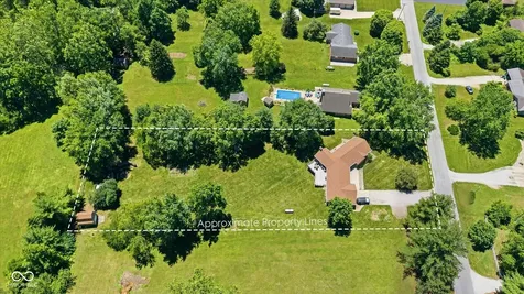 1195 N County Road 600 E Avon IN 46123
