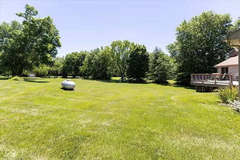 1195 N County Road 600 E Avon IN 46123