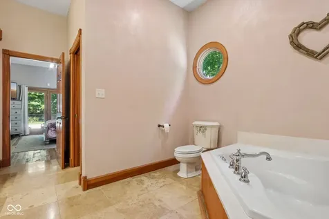397 E 1650 N Summitville IN 46070