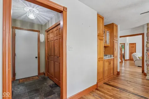 397 E 1650 N Summitville IN 46070