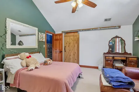 397 E 1650 N Summitville IN 46070