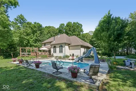 397 E 1650 N Summitville IN 46070