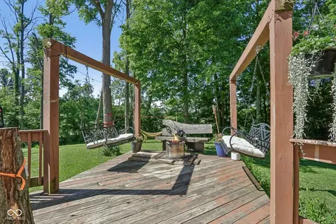 397 E 1650 N Summitville IN 46070