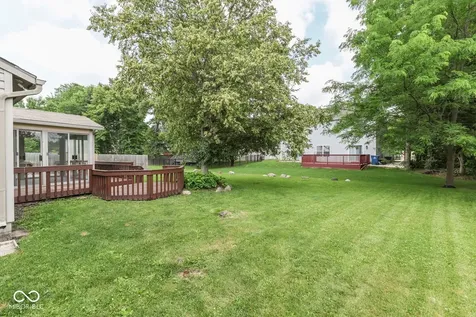 10702 Ashview Drive Fishers IN 46038