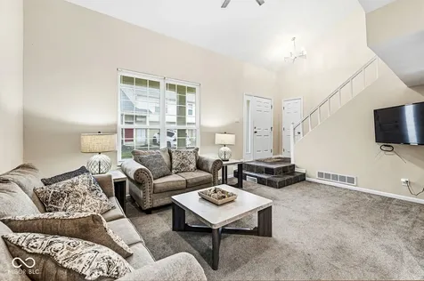 2513 Chaseway Court Indianapolis IN 46268