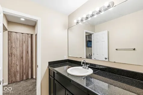 2513 Chaseway Court Indianapolis IN 46268