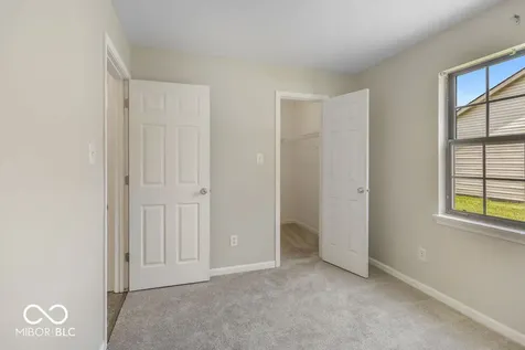 11904 Hartland Drive Indianapolis IN 46229