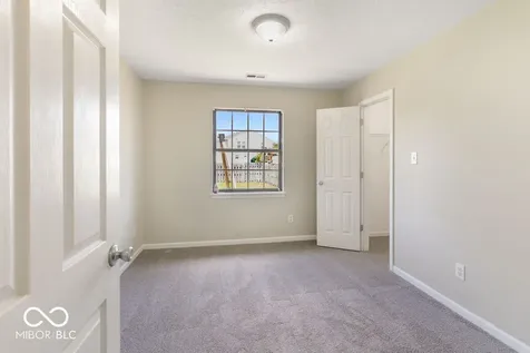 11904 Hartland Drive Indianapolis IN 46229