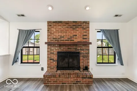 11904 Hartland Drive Indianapolis IN 46229