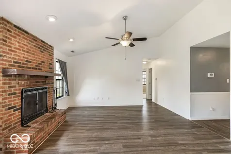 11904 Hartland Drive Indianapolis IN 46229