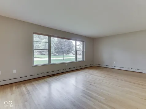 6420 Linden Drive Indianapolis IN 46227