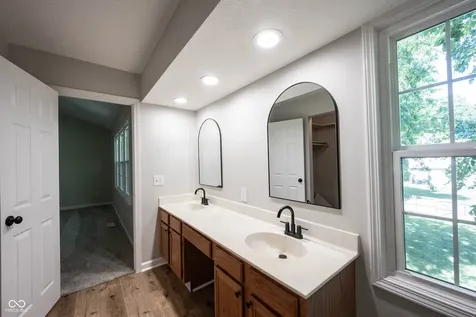 5228 Deer Creek Drive Indianapolis IN 46254