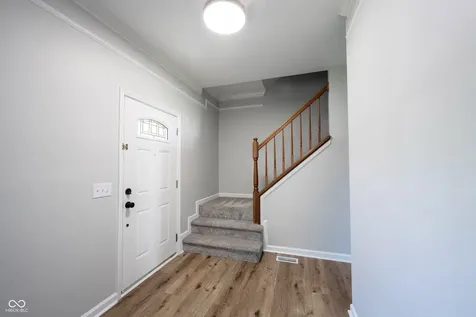 5228 Deer Creek Drive Indianapolis IN 46254